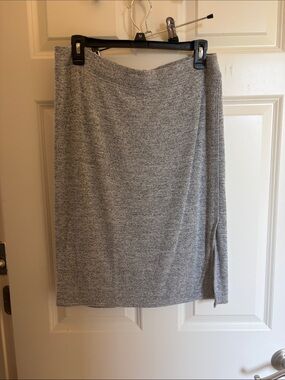 GAP Gray Knit Midi Pencil Skirt
